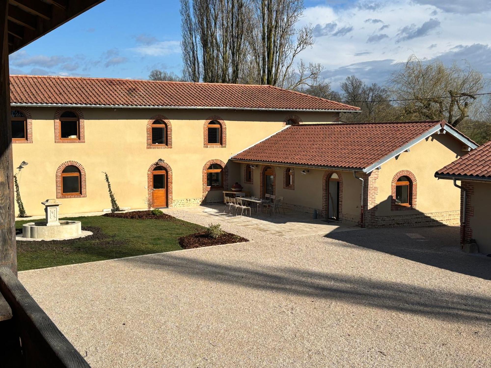Le Domaine Du Pin Bed & Breakfast Chatillon-sur-Chalaronne Exterior photo